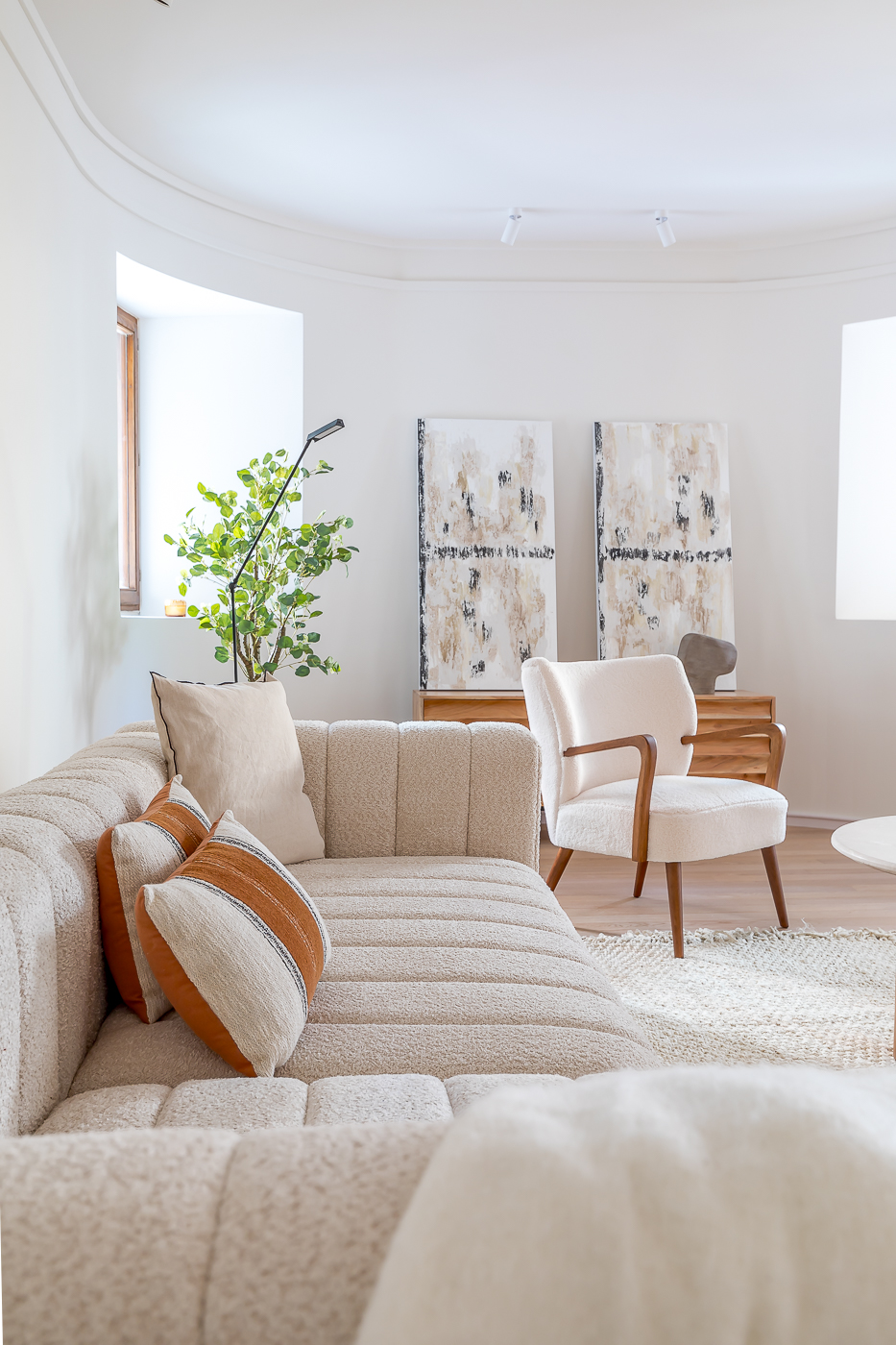 Nun╠âez de balboa, 71 44